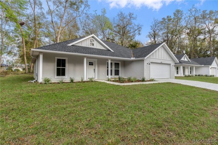 Property Photo:  4911 S Skyblue Drive  FL 34452 