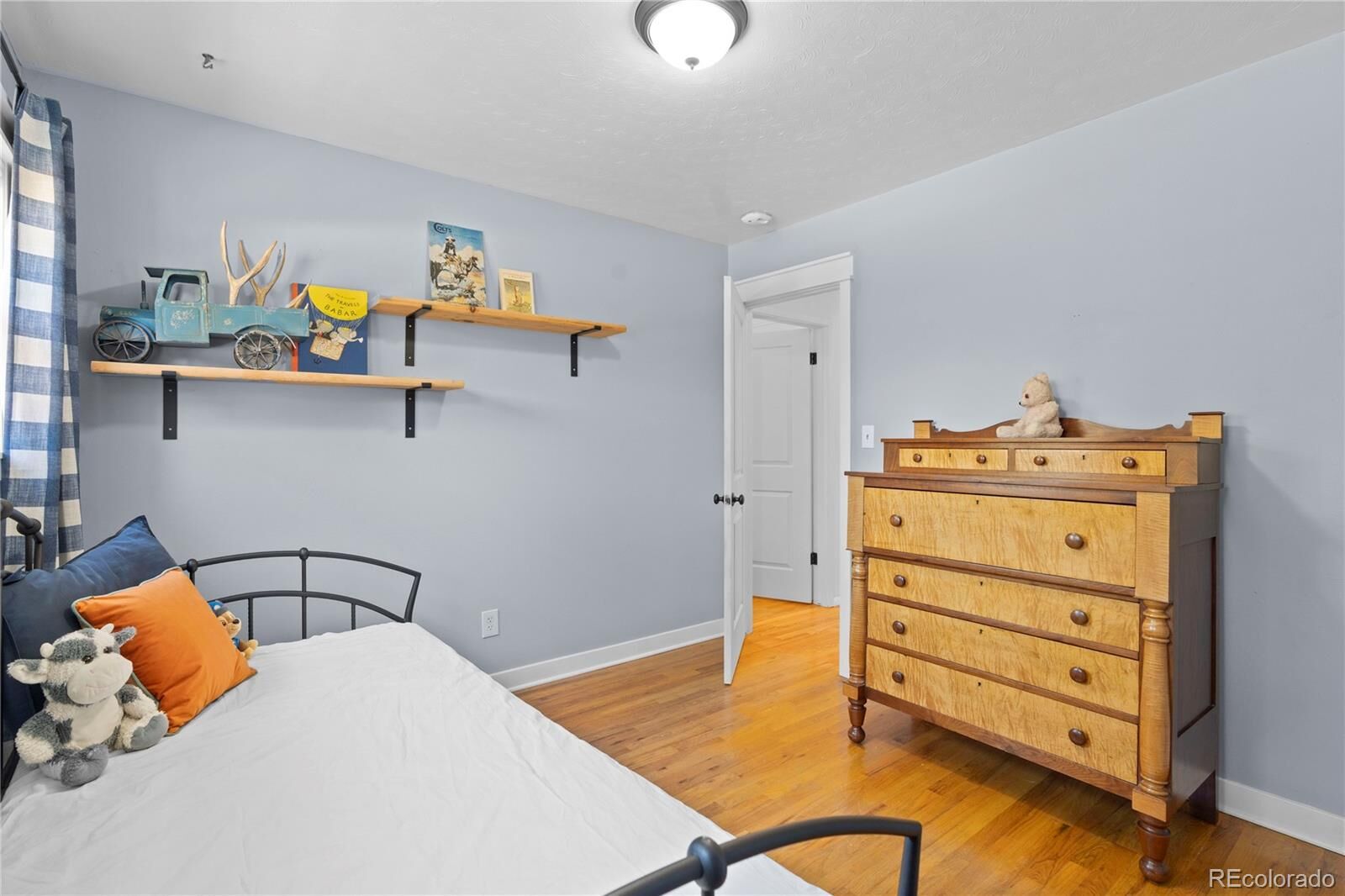 Property Photo: 4601 S Huron Street CO 80110