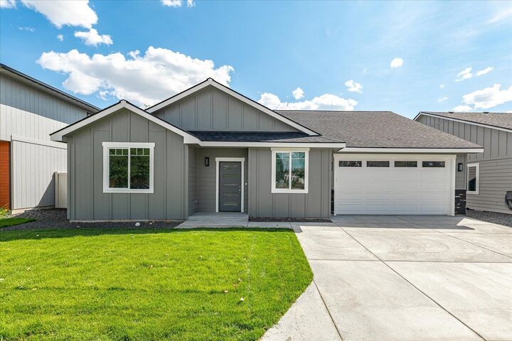 2021 W Walker Ave  Spokane WA 99208 photo