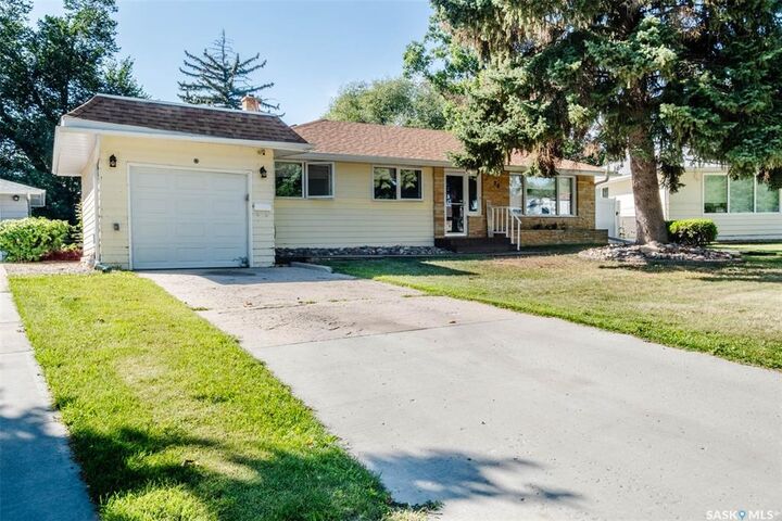 26 Lamont Crescent  Regina SK S4S 4A4 photo