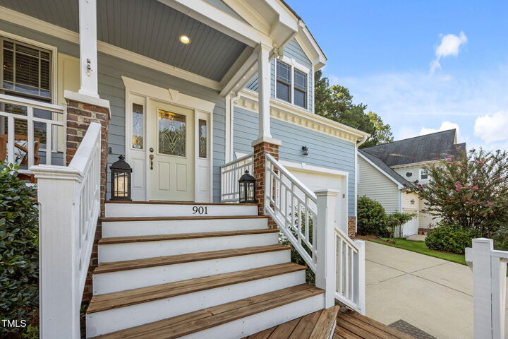 Property Photo: 901 Town Side Drive NC 27502