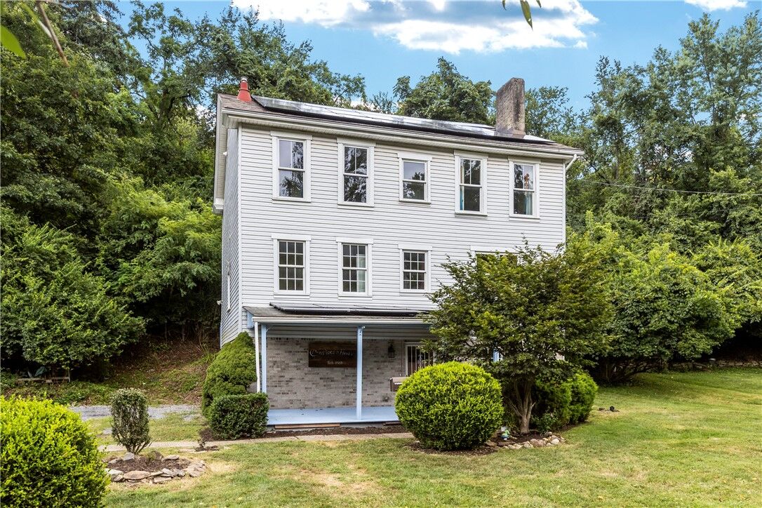 Property Photo: 194 Chartiers Ave PA 15205