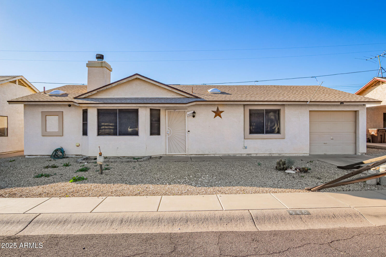 Property Photo:  540 S Stardust Lane  AZ 85120 