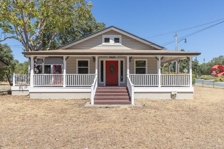 Property Photo:  411 Walten Way  CA 95492 