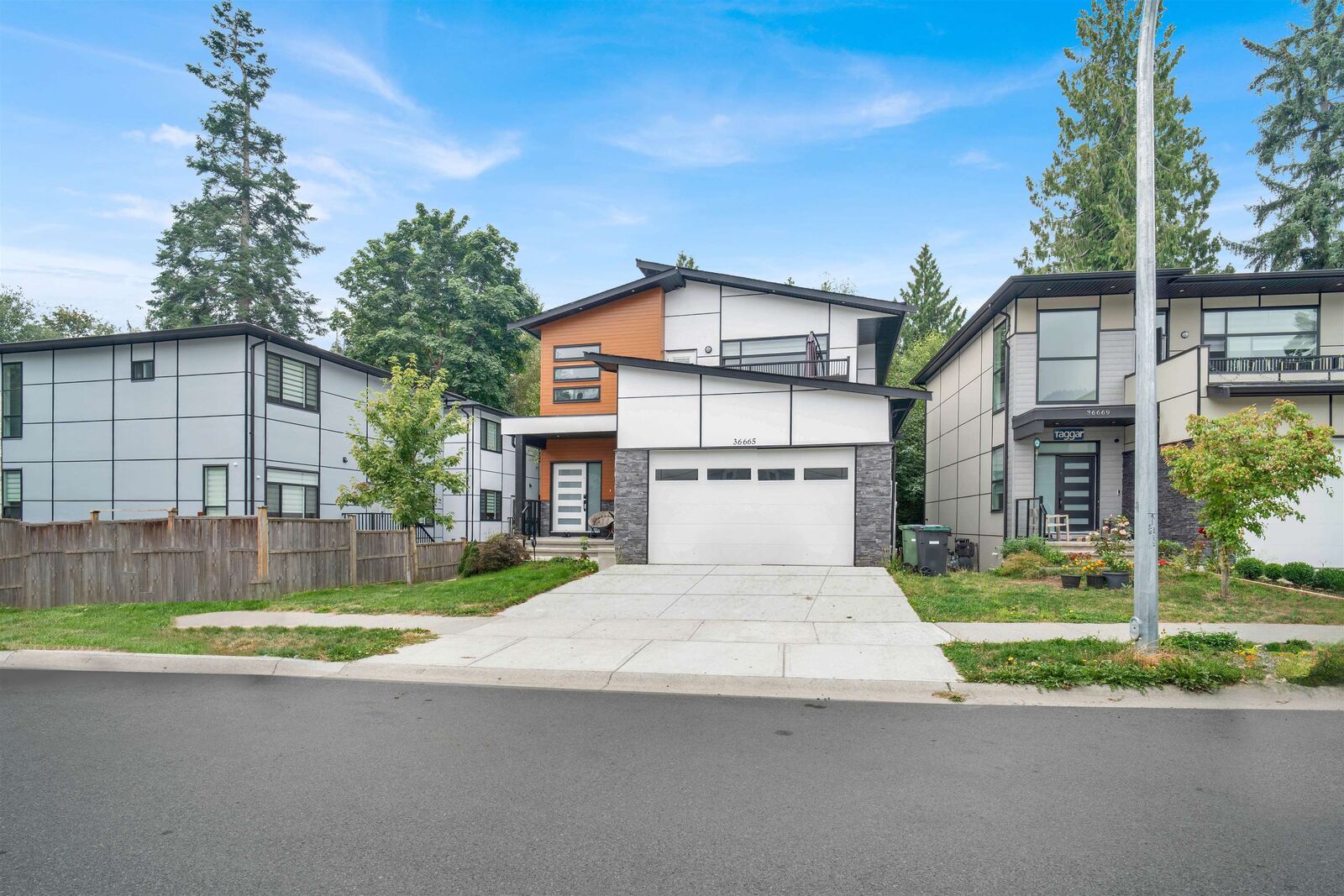 Property Photo: 36665 Carl Creek Crescent BC V3G 0H4