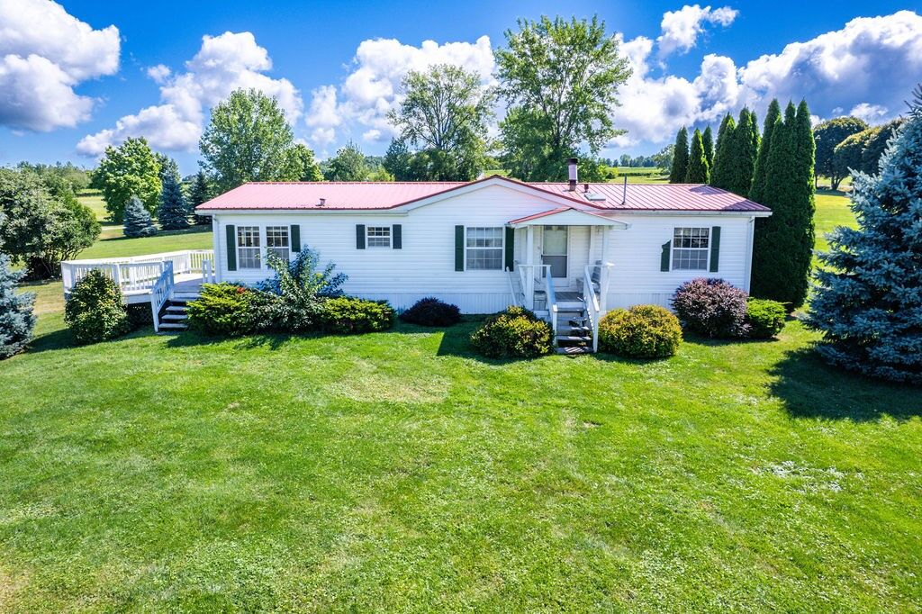 Property Photo: 5250 State Route 414 NY 14841