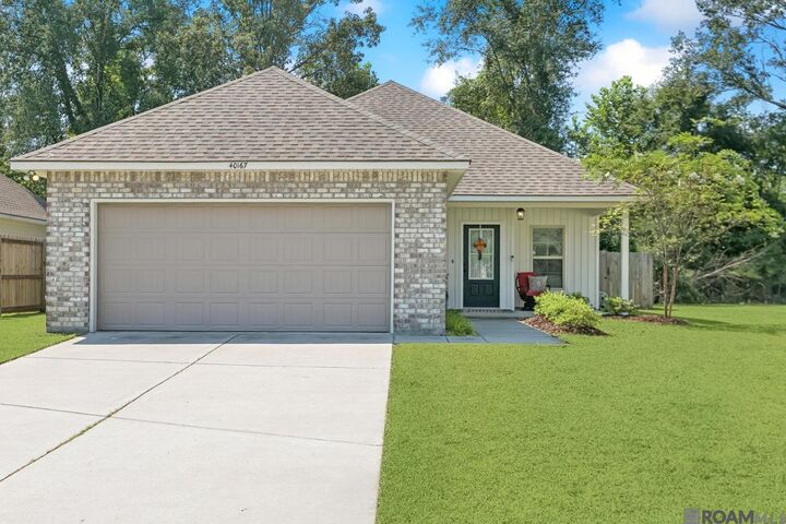 Property Photo:  40167 Trace Ave  LA 70769