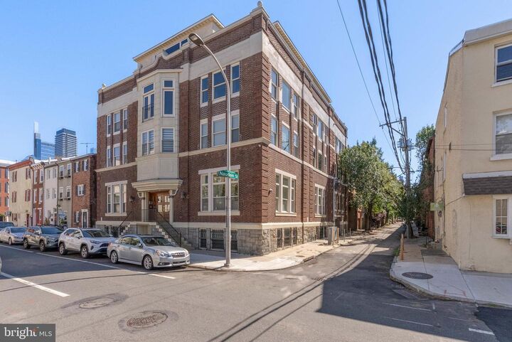 Property Photo: 511 S 21st Street 102 PA 19146