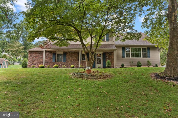 Property Photo:  216 Buttonwood Drive  PA 19053 