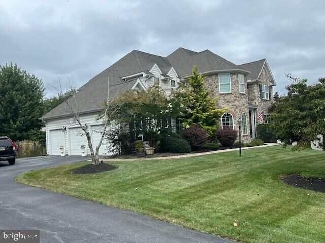 Property Photo:  2704 Westhampton Terrace  PA 17022