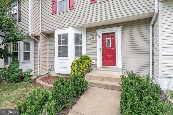 Property Photo: 409 Potomac Hills Drive VA 22554