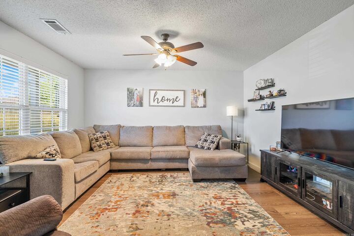 Property Photo:  1202 Meadows Drive  AR 72019 