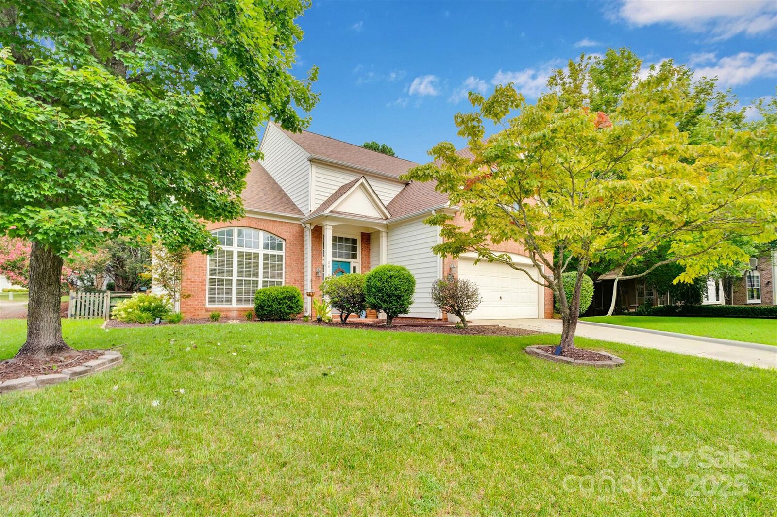 Property Photo: 8818 Baffin Court NC 28269