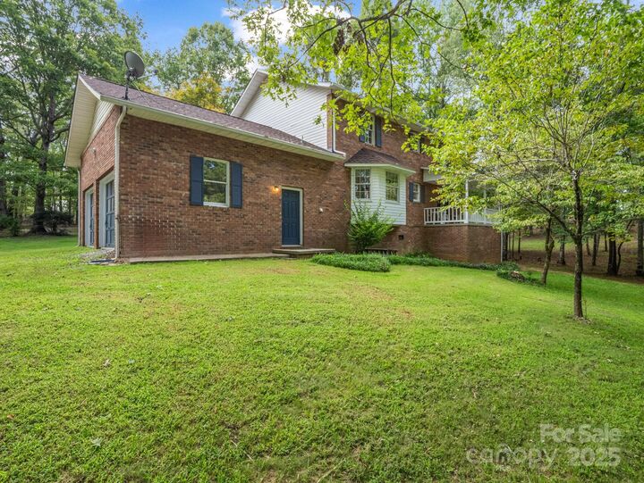 Property Photo:  135 V S Dalton Road  NC 28139 