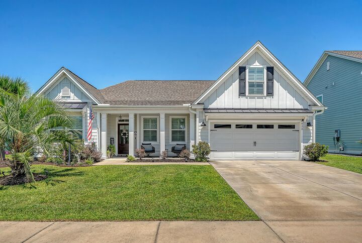 Property Photo: 620 Yellow Leaf Lane SC 29486