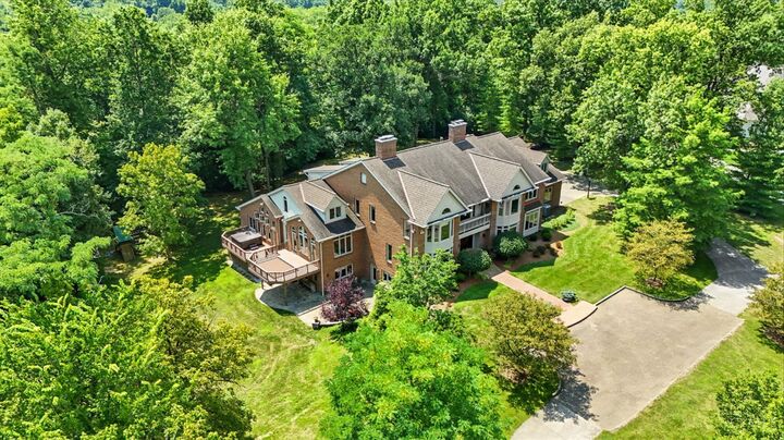 3300 Kuliga Park Drive  Green Twp OH 45248 photo