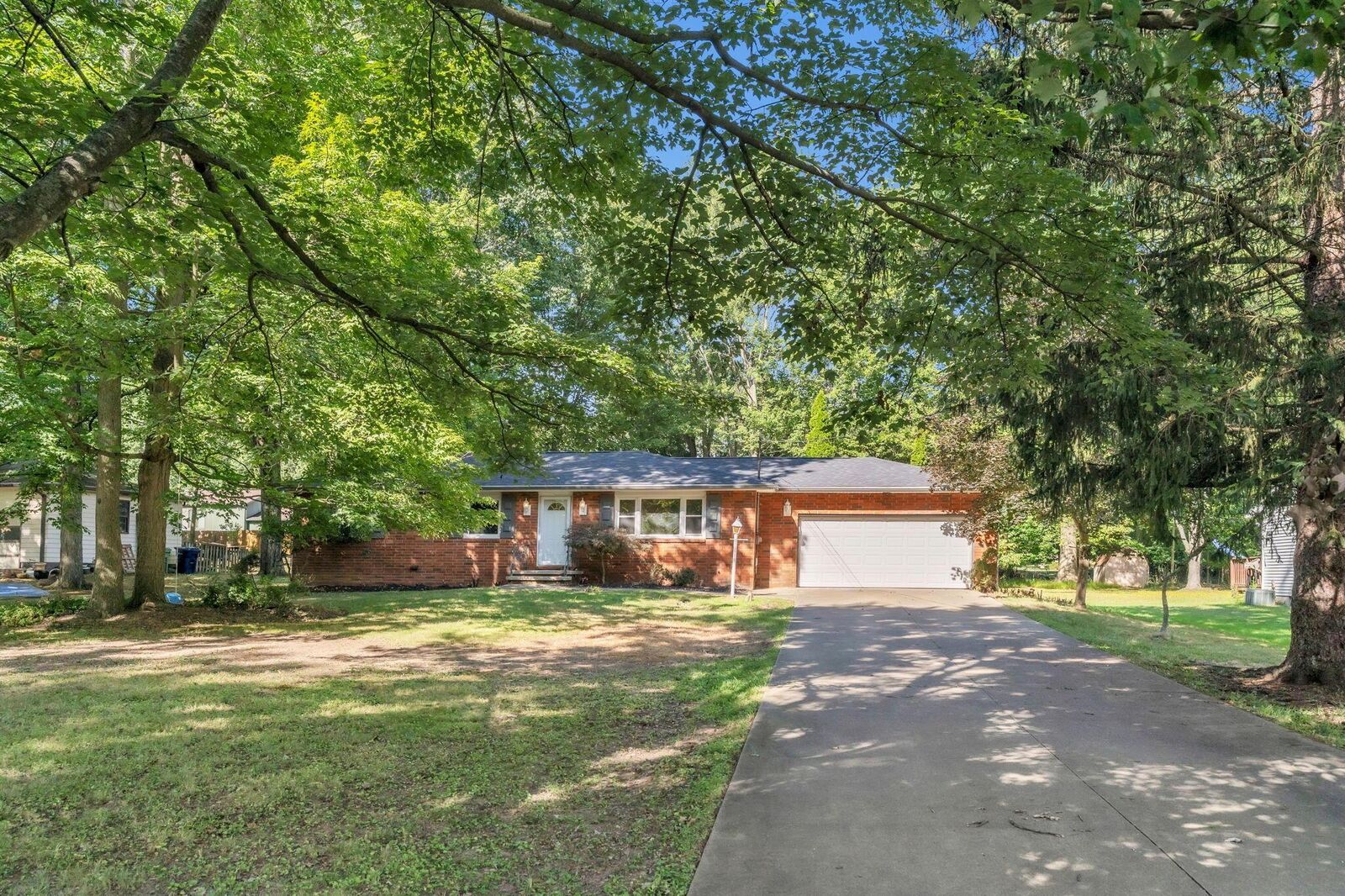 Property Photo: 228 Dunbar Road OH 44278