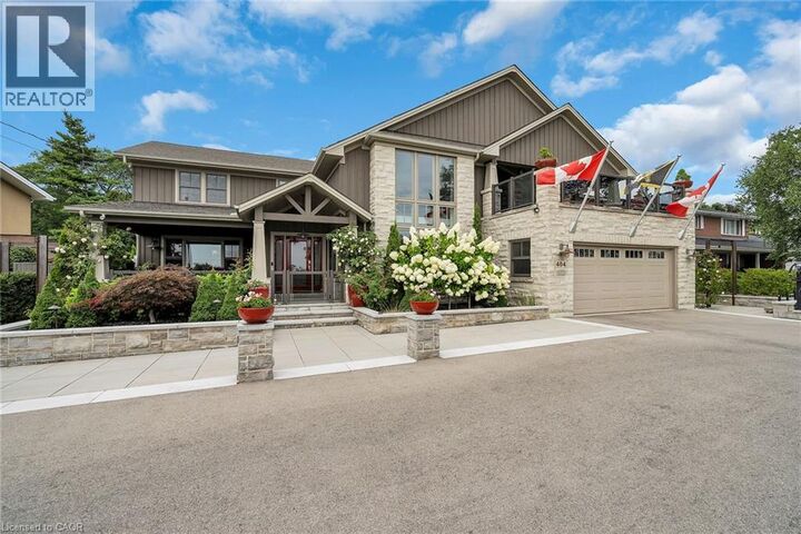 Property Photo: 404 East Mountain Brow Boulevard East ON L8T 1A7