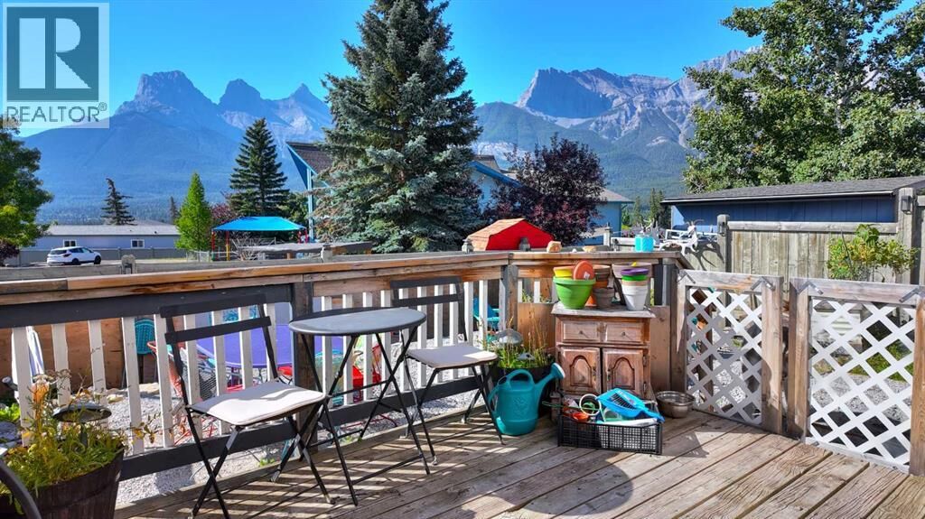 Property Photo: 46 Grotto Way AB T1W 1J9