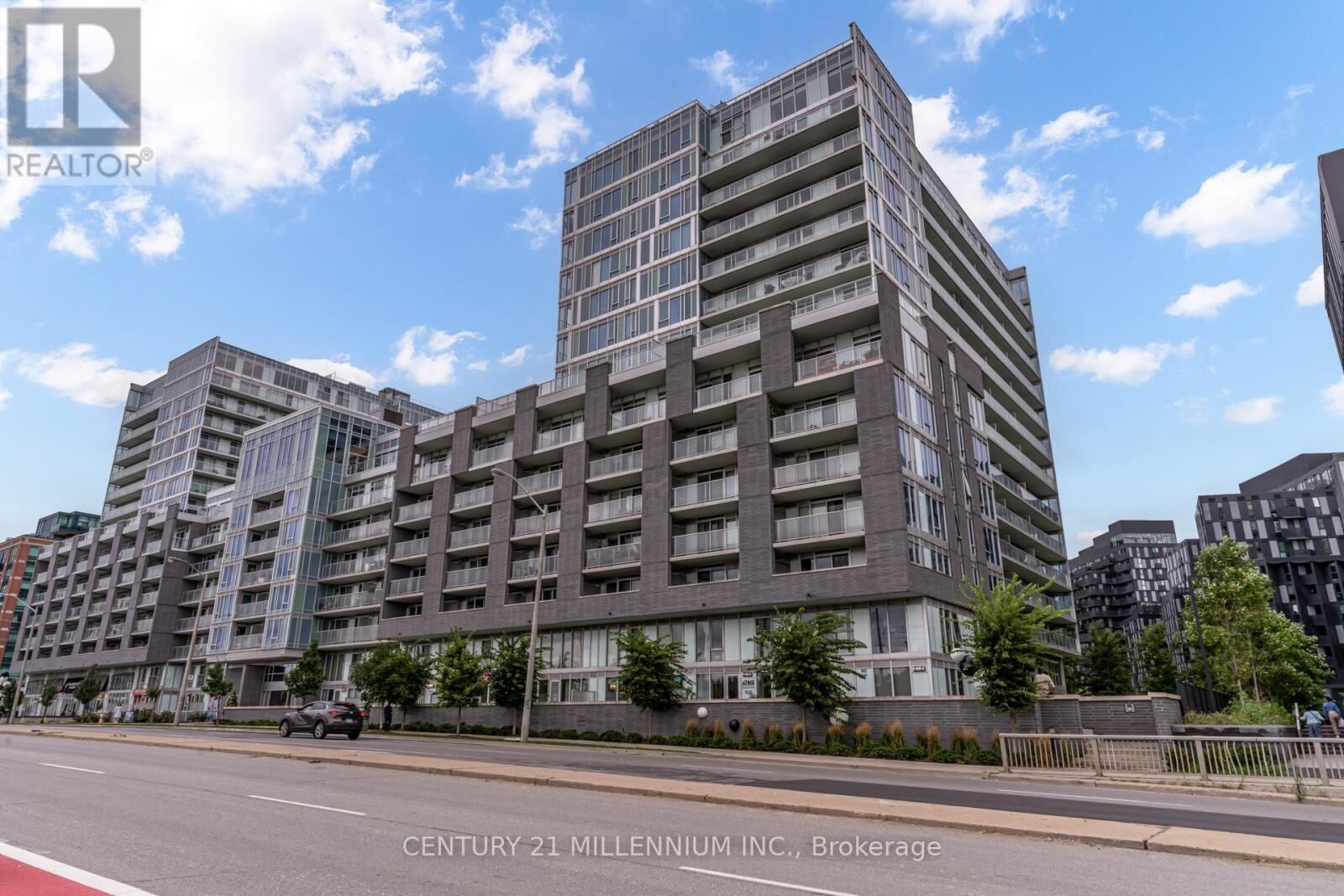Property Photo: 565 Wilson Avenue 513 ON M3H 0C6