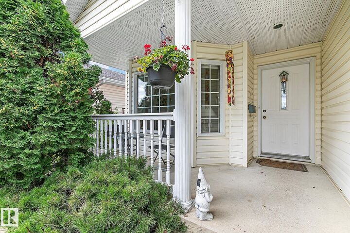 Property Photo:  44 Charlton Road  AB T8H 1P9 