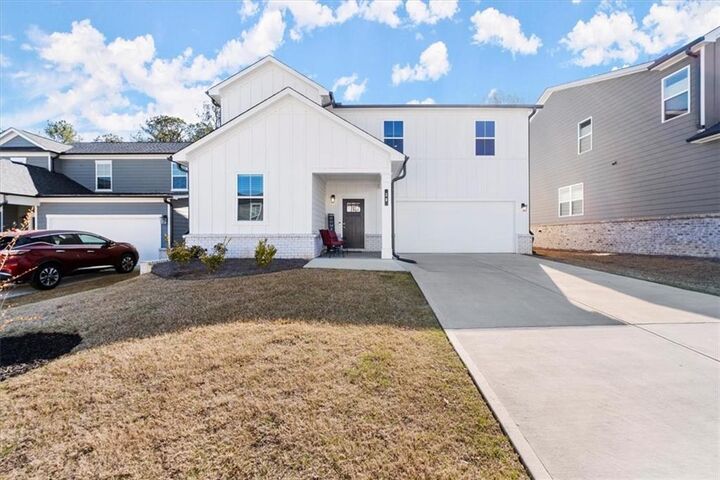 Property Photo: 29 Dew Drop Point GA 30157
