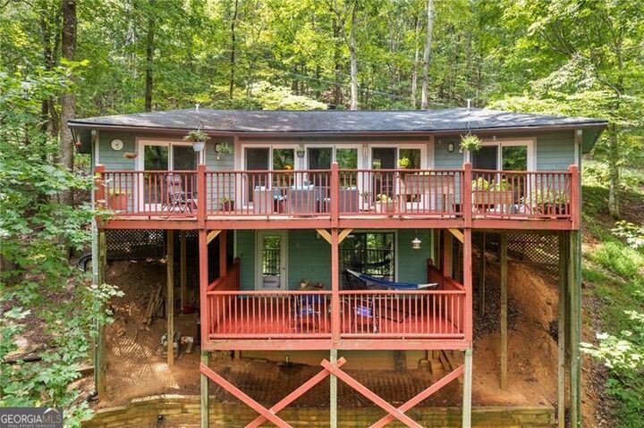 Property Photo: 816 Mulligan Way GA 30143
