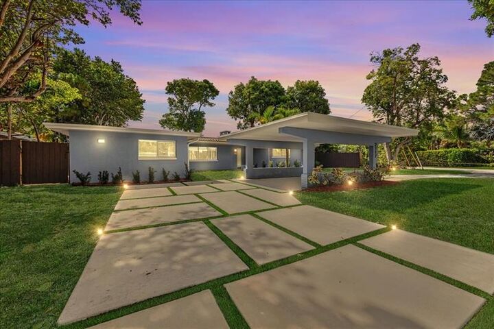 2117 Coral Gardens Dr  Wilton Manors FL 33306 photo