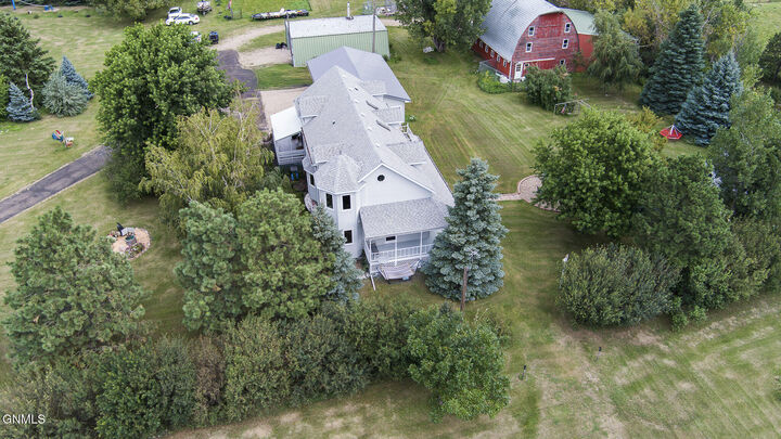 Property Photo: 2008 28th Avenue SW ND 58530