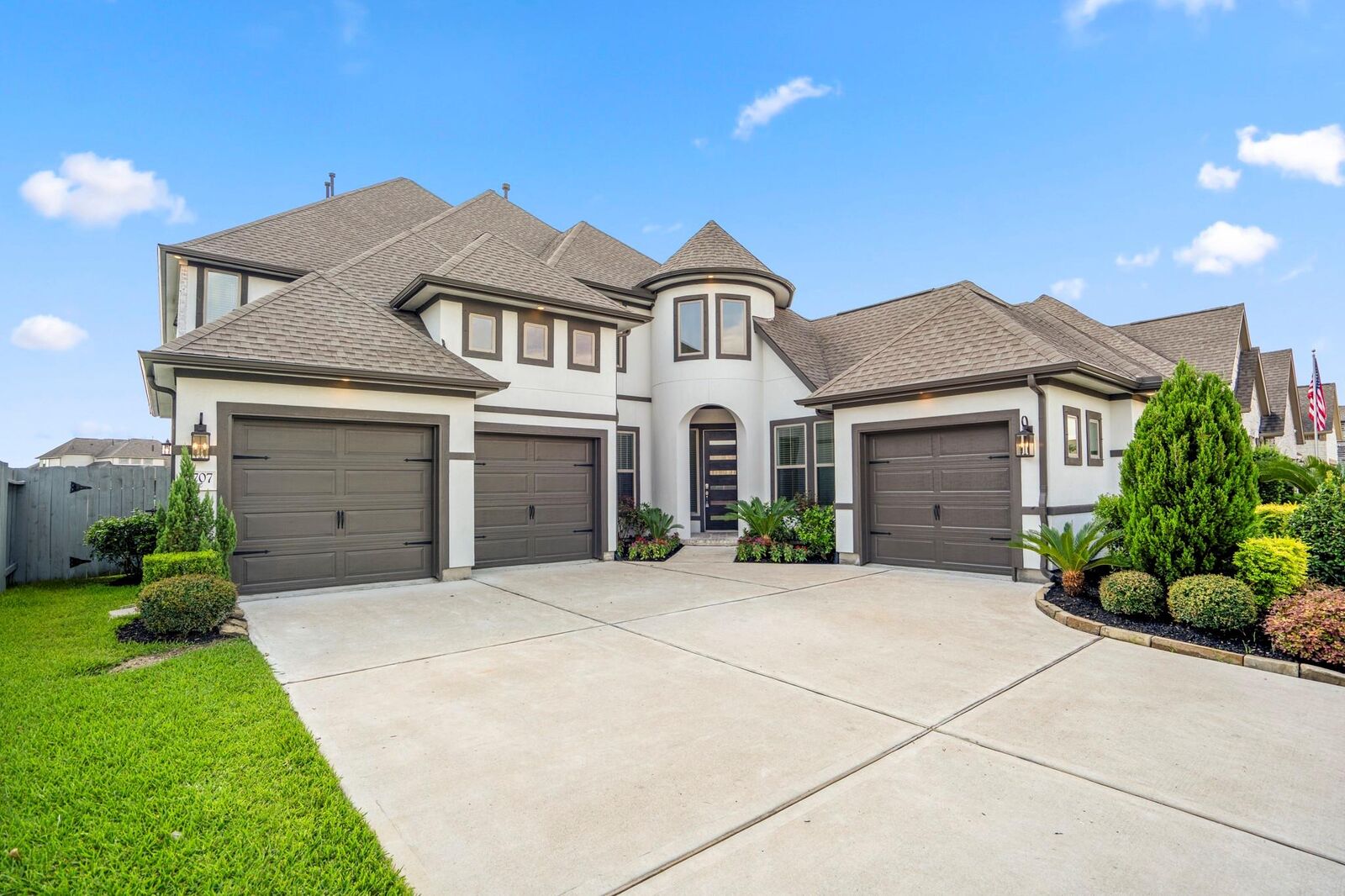 Property Photo: 1707 Hartford Mills Lane TX 77573