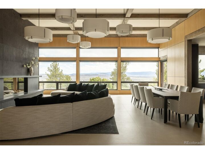 Property Photo:  615 Cliffgate Ln  CO 80108 