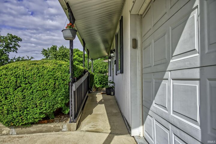 Property Photo:  1520 Irene Avenue  IN 46808 