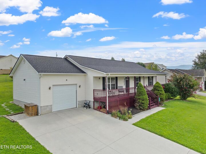 Property Photo: 230 Clover Circle TN 37757