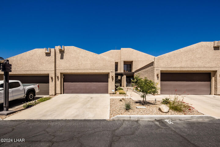 Property Photo: 2545 Firestone Cir AZ 86406