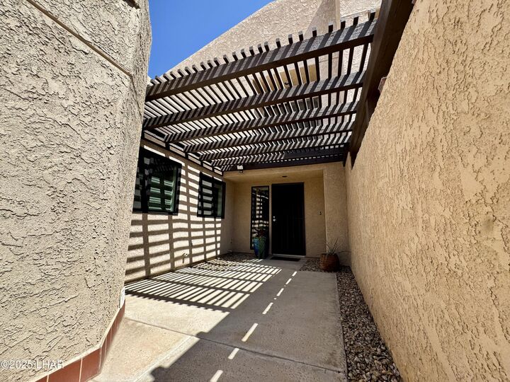 Property Photo: 2545 Firestone Cir AZ 86406