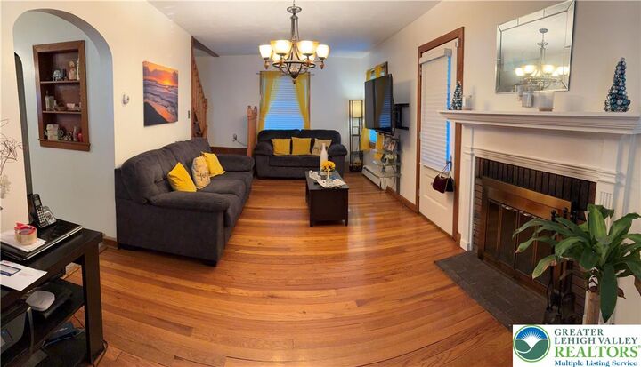 Property Photo: 1540 Broadway PA 18015