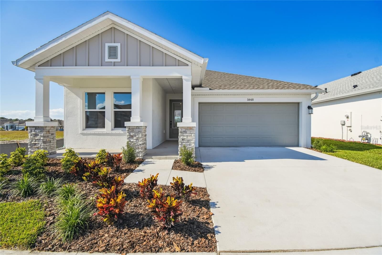 Property Photo:  5048 Chapel Row Avenue  FL 33572 