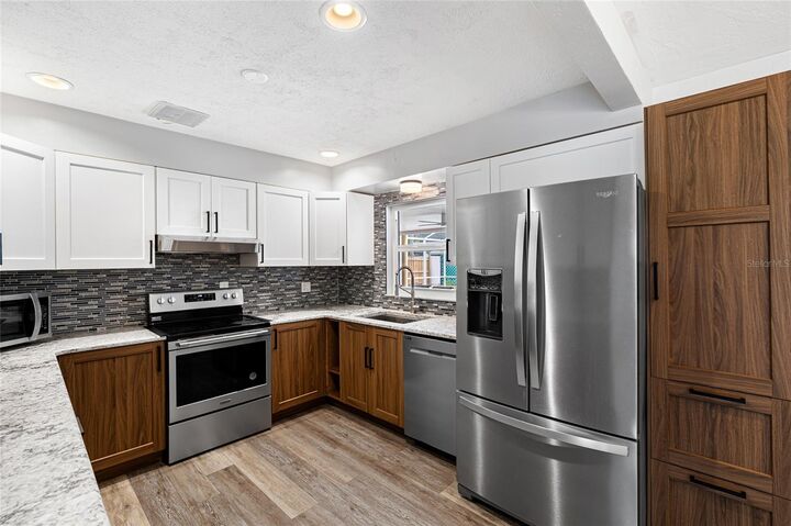 Property Photo:  4210 25th Avenue N  FL 33713 