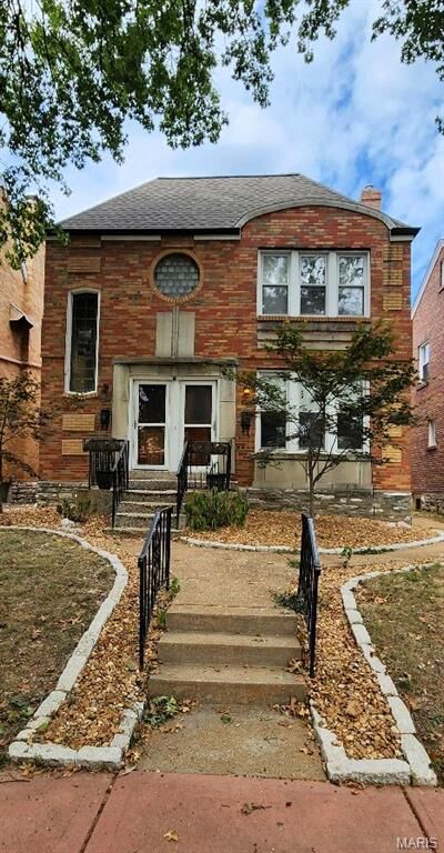 Property Photo: 6637 Devonshire Avenue 2 MO 63109