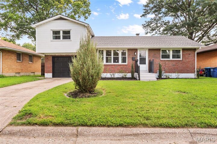 3424 Lydia Lane  Granite City IL 62040 photo