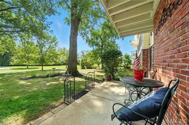 Property Photo:  1530 Bedford Forge Court 5  MO 63017 
