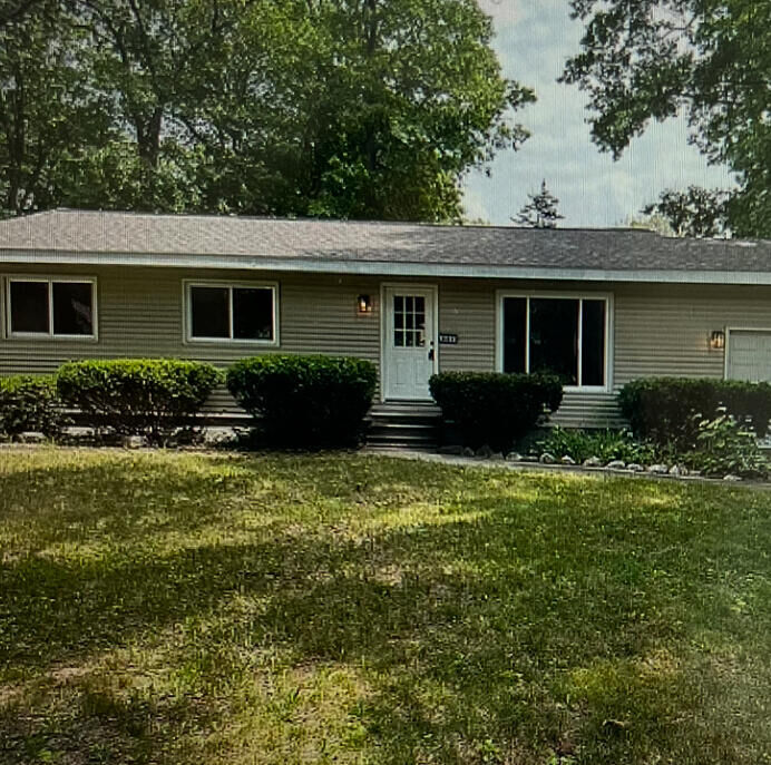 Property Photo: 906 Cheboygan Drive MI 49445