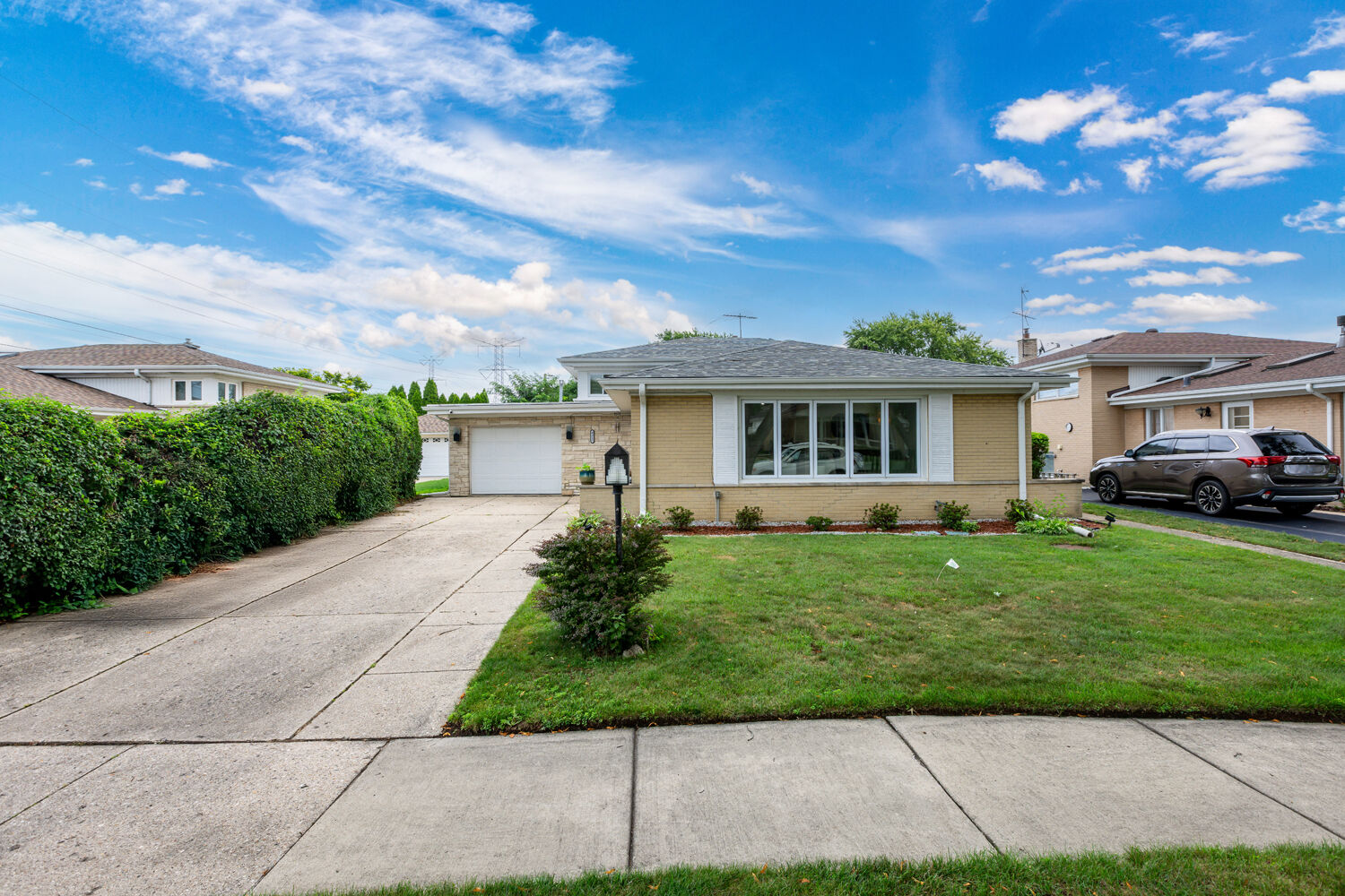 Property Photo: 9315 Mansfield Avenue IL 60053