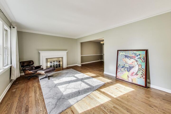 Property Photo: 624 N Merrill Street IL 60068