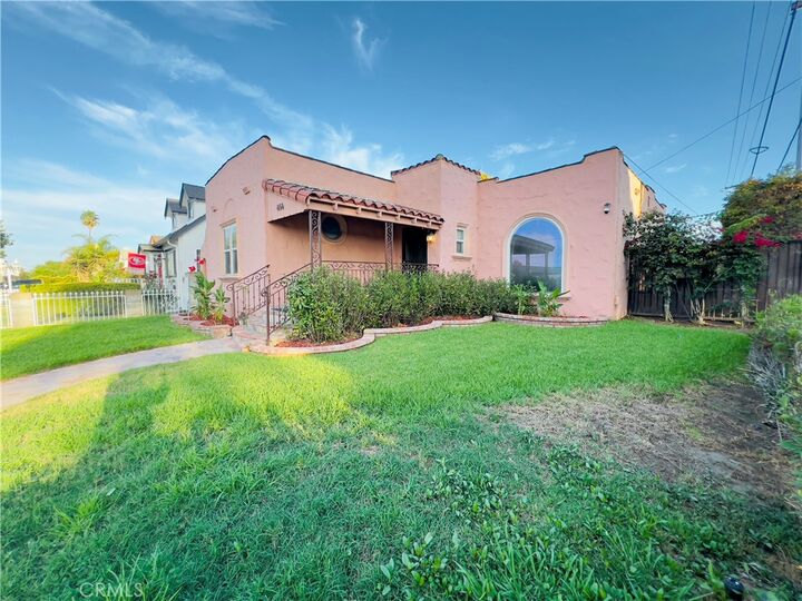 Property Photo: 656 W 117th CA 90044