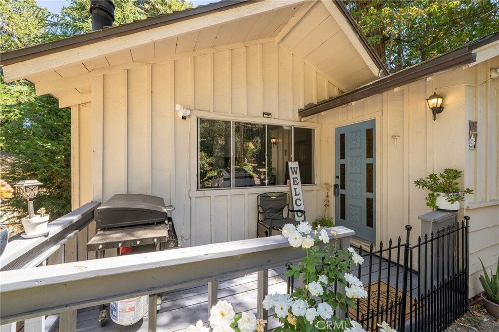 Property Photo:  693 Ca 138  CA 92325 