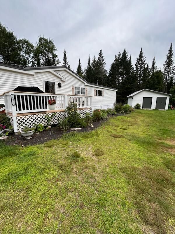 Property Photo: 5,10,11 Country Lane ME 04947