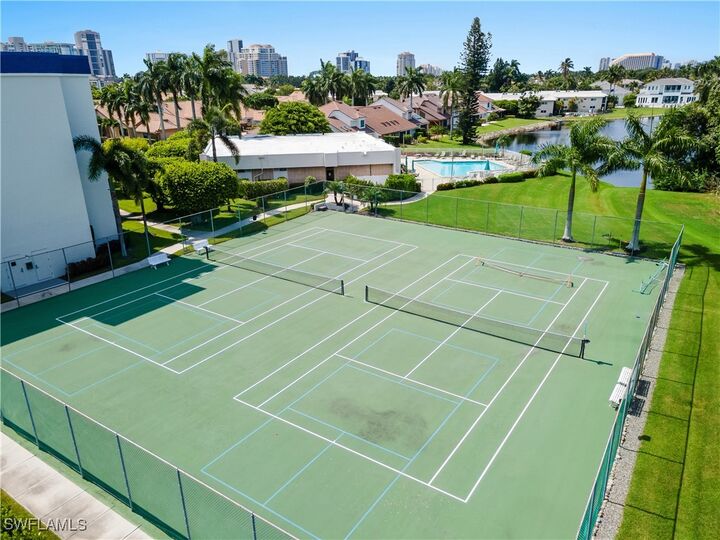 Property Photo: 555 Park Shore Dr B302 FL 34104