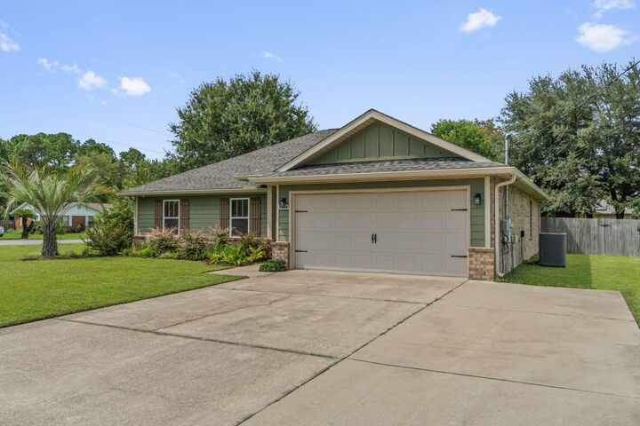 Property Photo: 8404 Laredo Street FL 32566