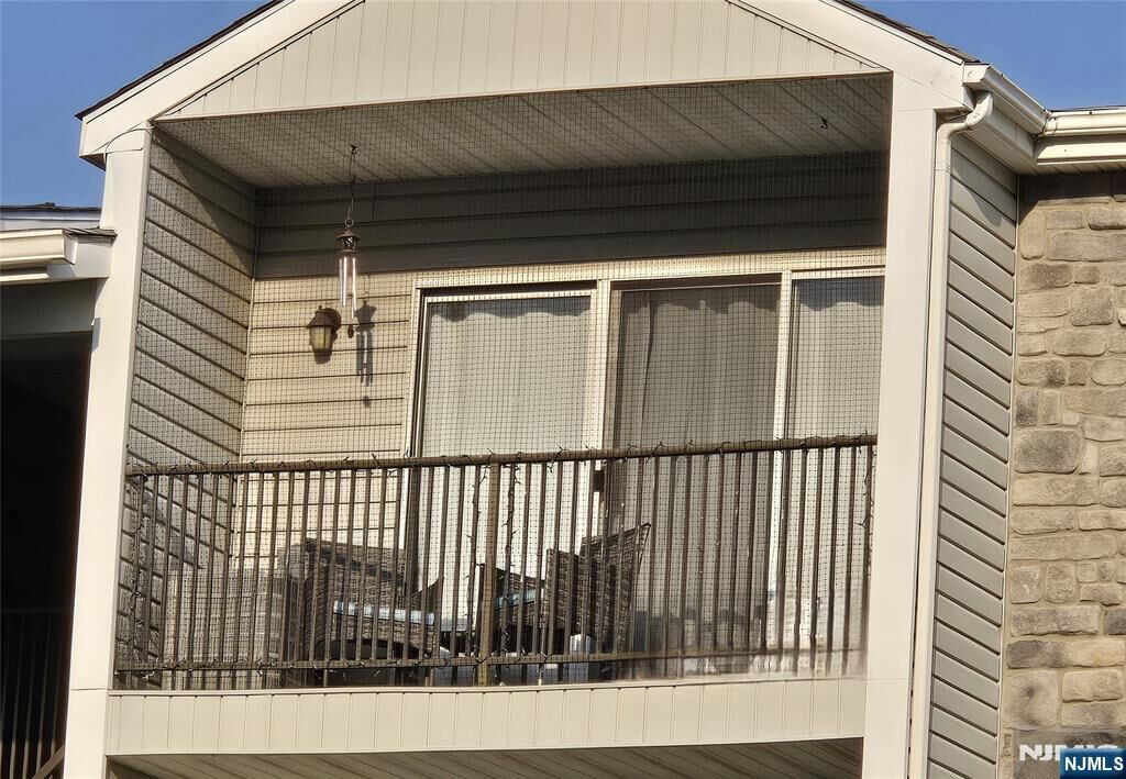 Property Photo:  198 Robertson Way 918  NJ 07035 